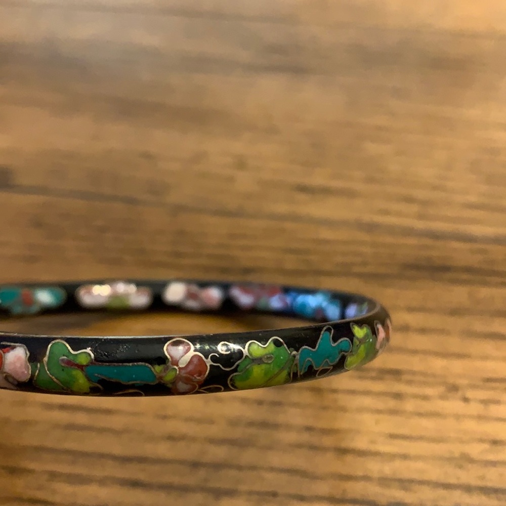 💥 4 for $10 💥 Floral Bangle - Picture 3 of 4